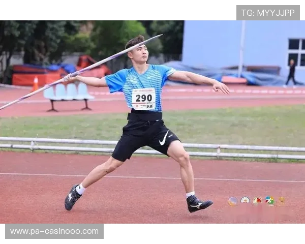 全国田径投掷项群赛新疆小伙勇破尘封二十九年铁饼纪录震撼全赛场