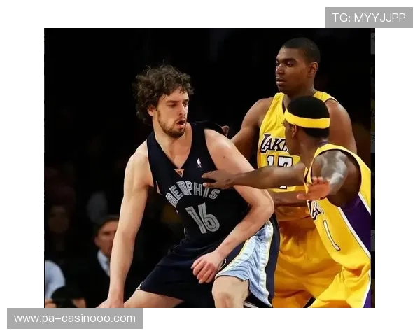 卡斯尔:通过与保罗同场竞技提升比赛解读能力并向他学习